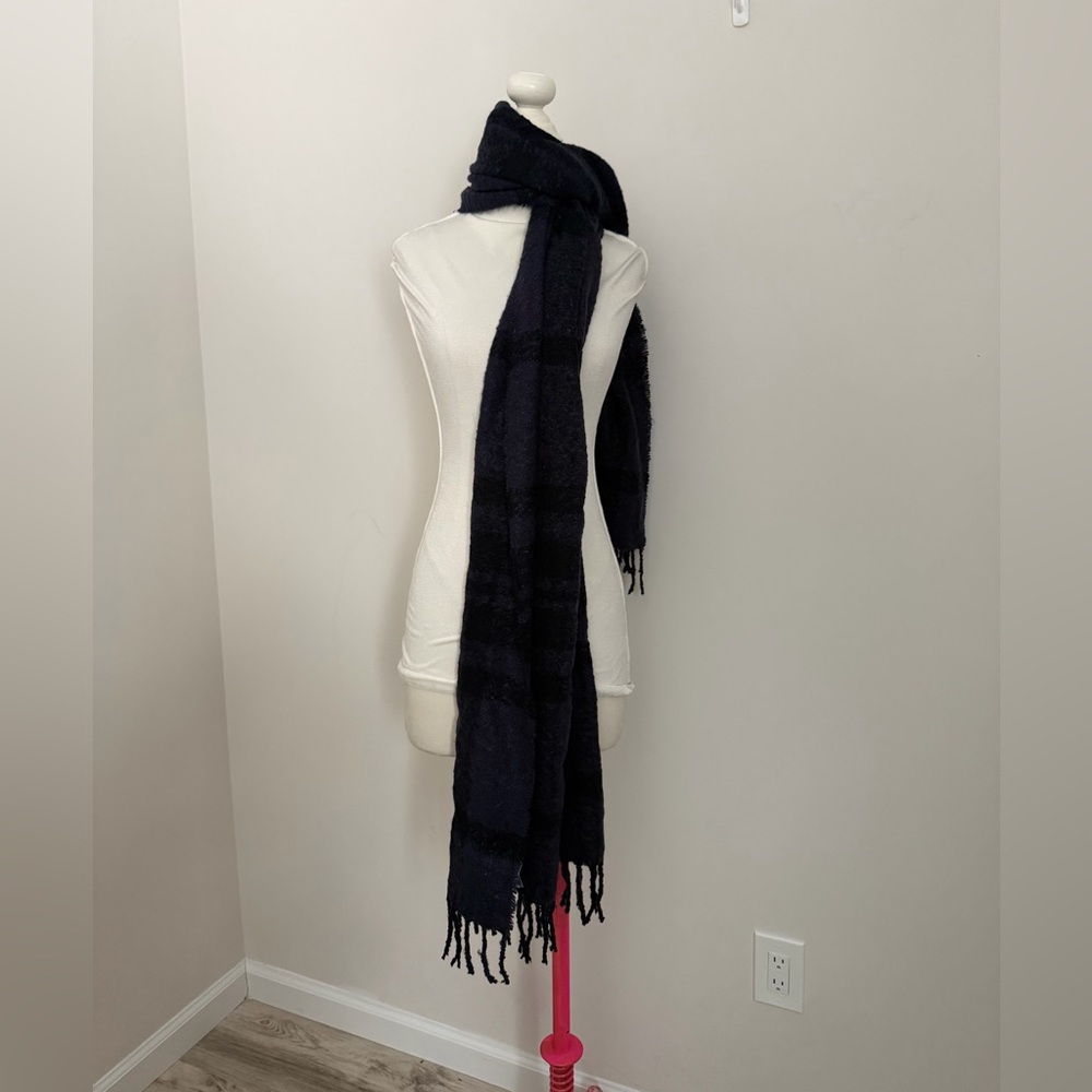 GAP Plaid Scarf